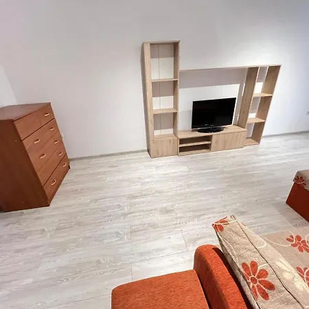 Comfort With Parking * Warna